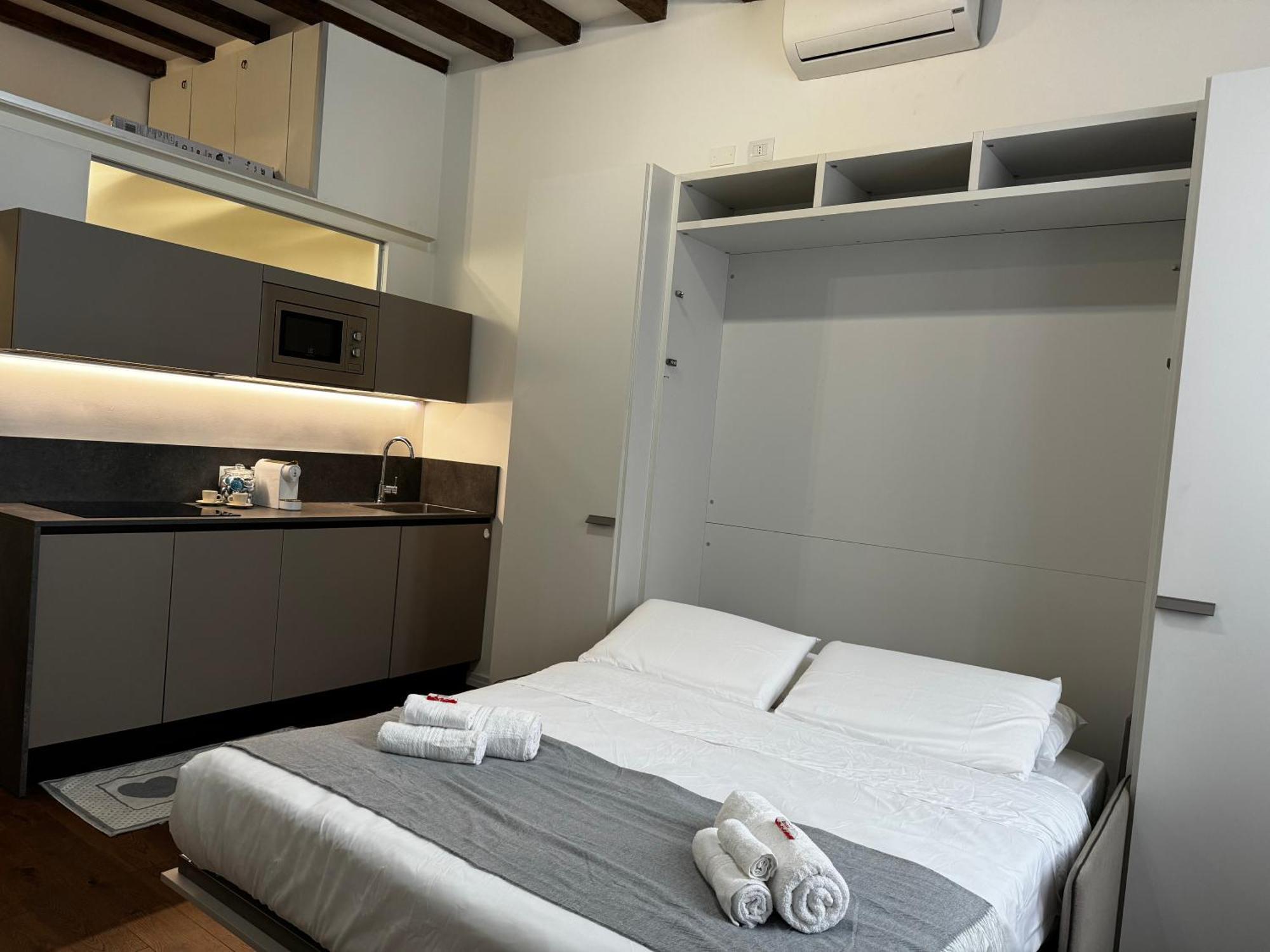 דירות Regina Milano In Corso Lodi - Sky Tv, Wifi E Breakfast Box מראה חיצוני תמונה